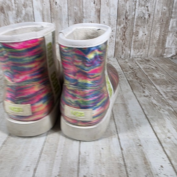 UGG Classic Clear Mini Rainbow Stripe Boots Womens‎ US 6 Colorful Boots - Picture 3 of 8